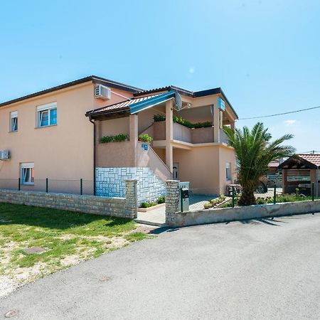 Apartments With A Parking Space Nin, Zadar - 19555 Eksteriør billede